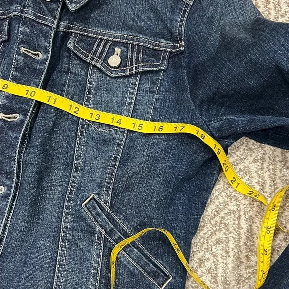 Levi's Women's Dark Blue Jean Jacket - Picture 5 of 7